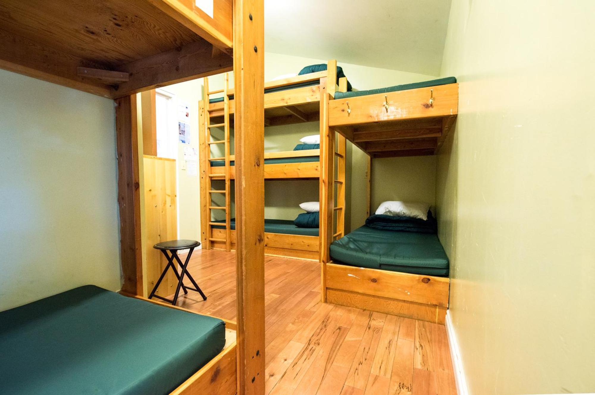 Canmore Alpine Hostel - Alpine Club Of Canada Buitenkant foto