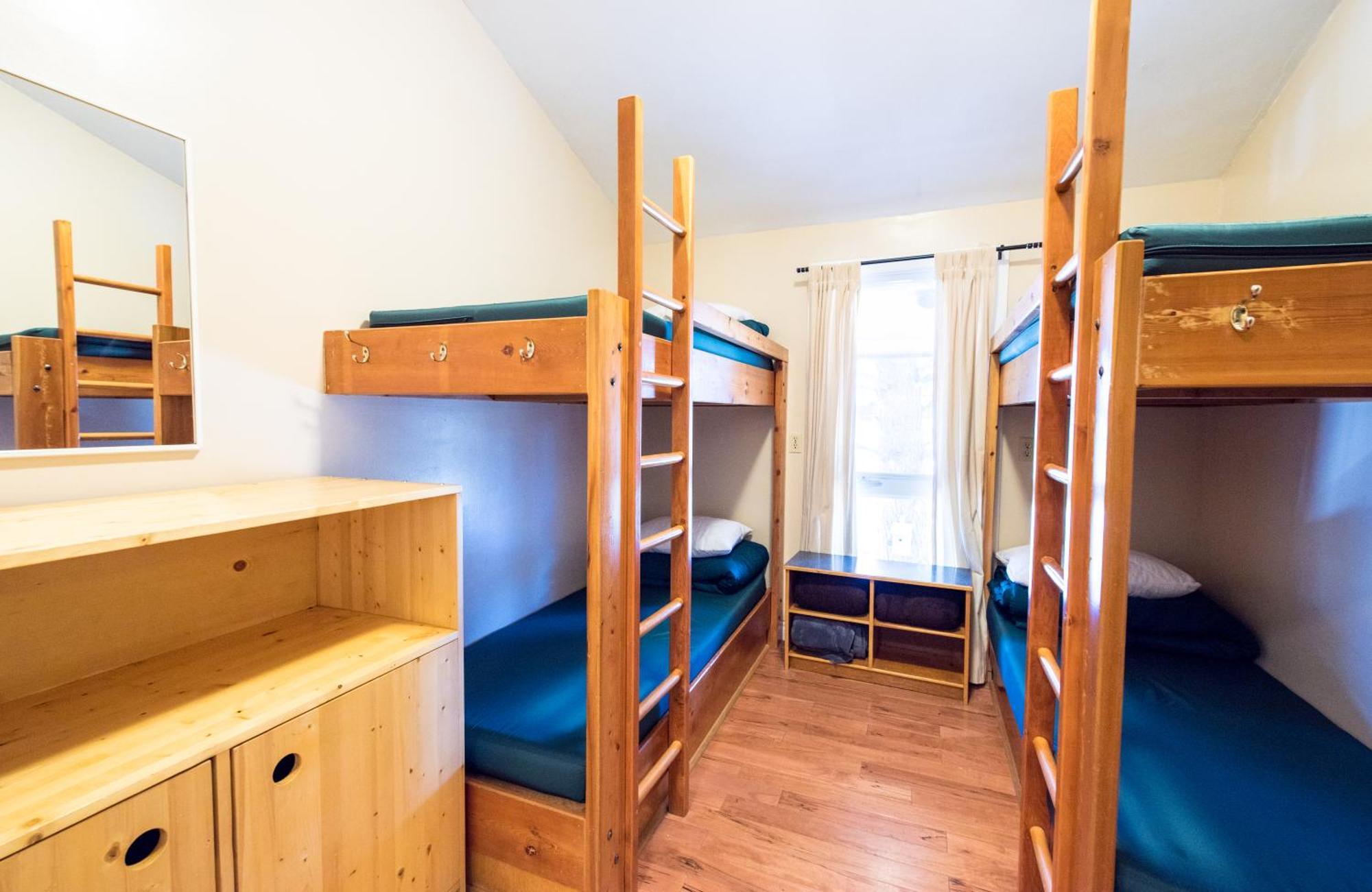 Canmore Alpine Hostel - Alpine Club Of Canada Buitenkant foto